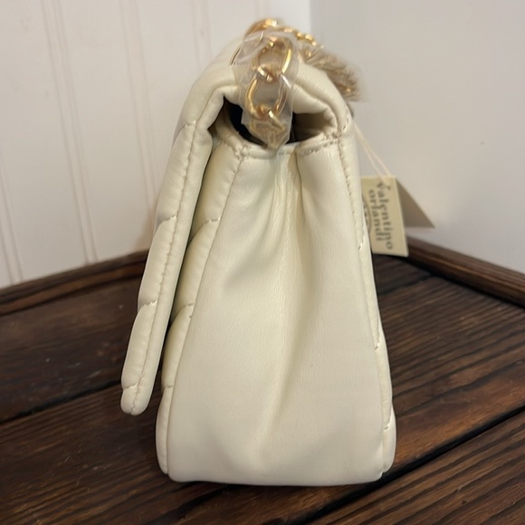 NWT Valentino Orlandi Cream Quilted Shoulder Bag with gold accents & chain strap - Picture 6 of 9